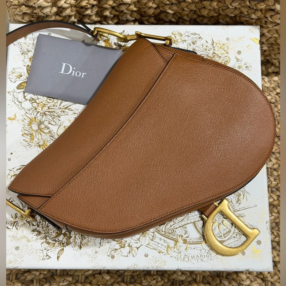 Dior Saddle Bag - Picture 2 of 10